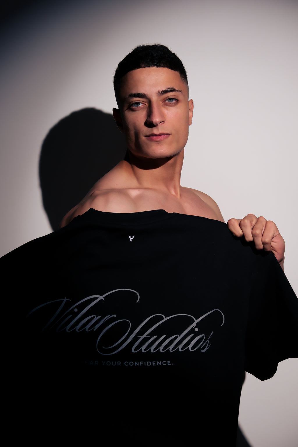 VILAR BLACK T-SHIRT