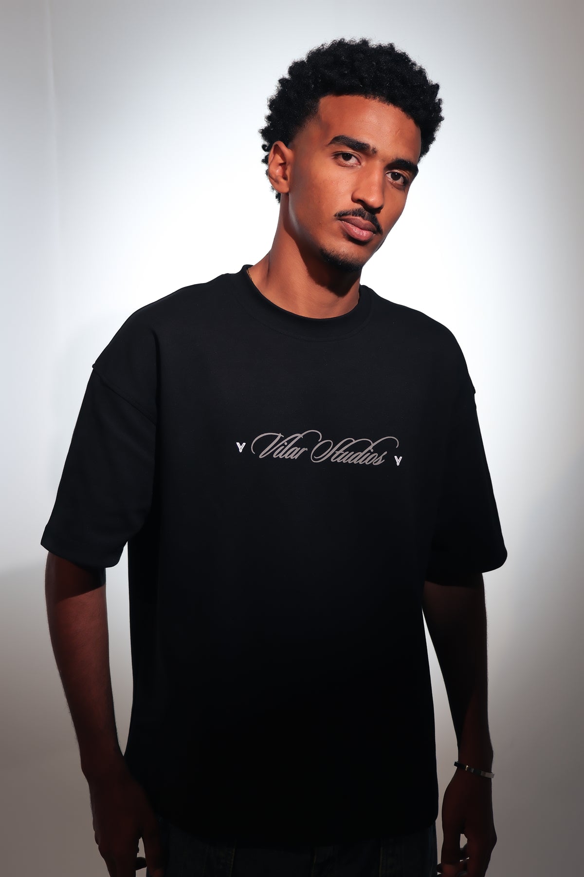 VILAR BLACK T-SHIRT